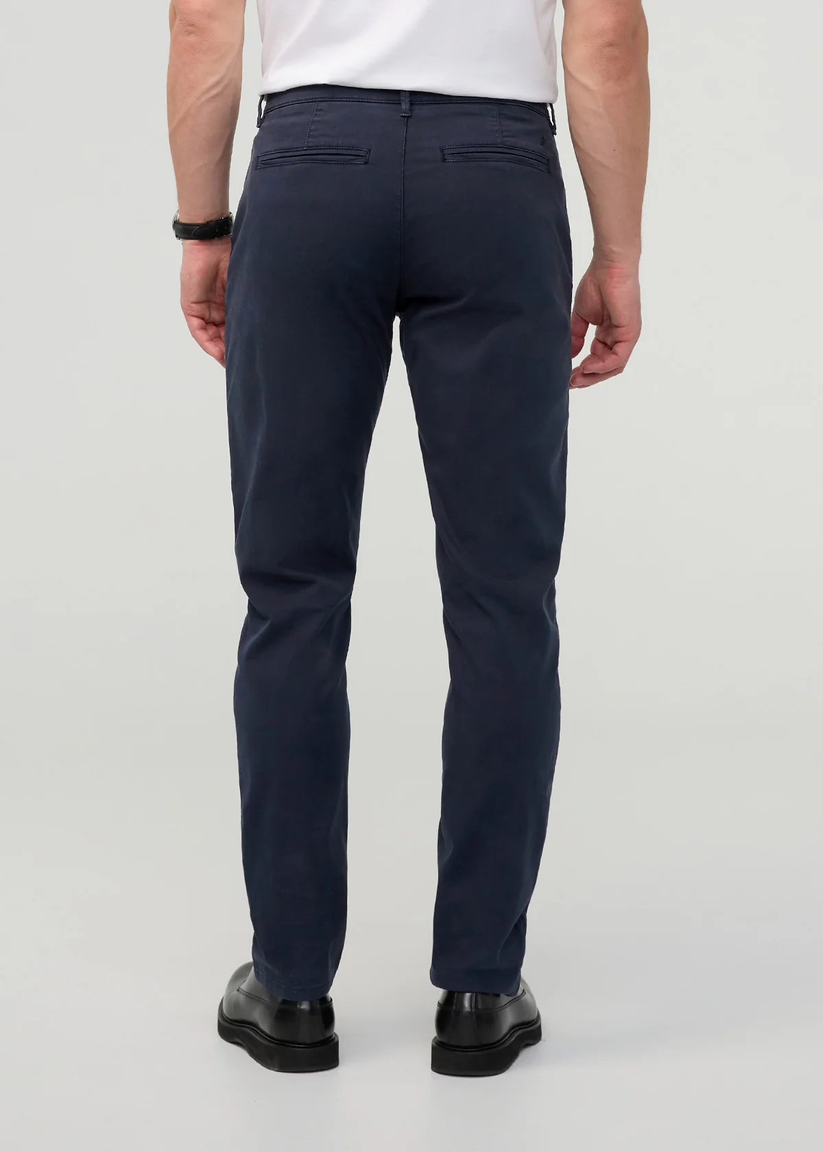 Live Lite Relaxed Taper Chino - Navy - Image 4