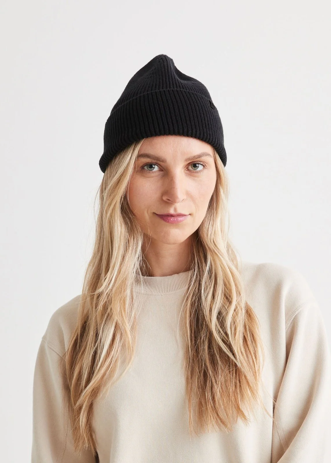 Merino Wool Toque - Black - Image 5