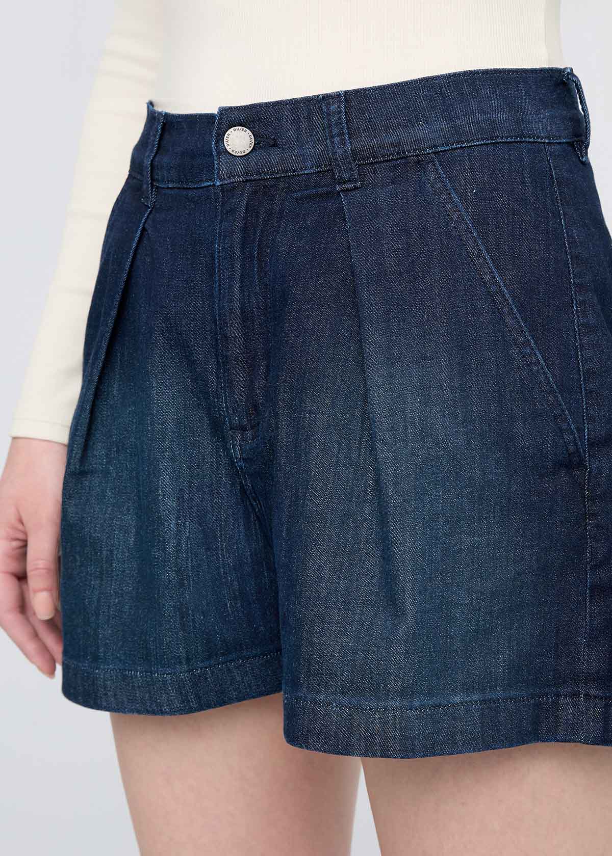 Performance Denim Lite Pleated Short - Modern Rinse - Image 5